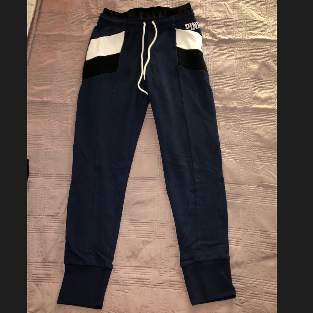 PINK women’s joggers